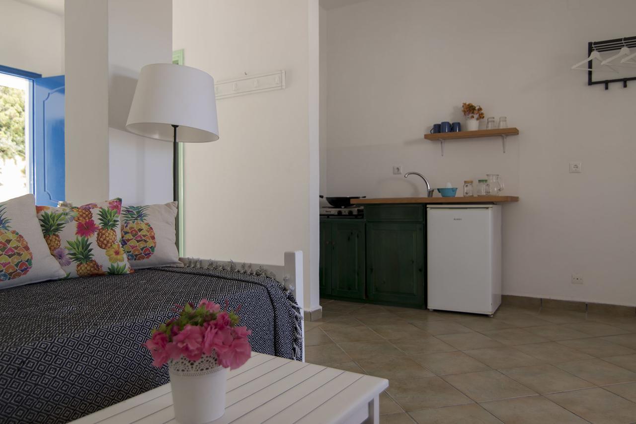 Armadoros Hotel / Ios Backpackers Ngoại thất bức ảnh