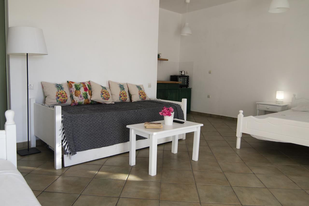 Armadoros Hotel / Ios Backpackers Ngoại thất bức ảnh